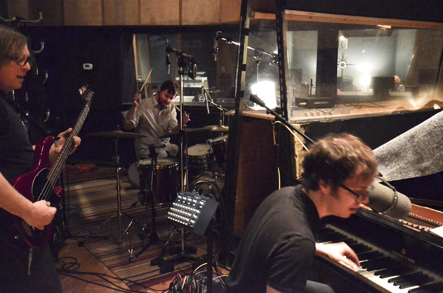 http://www.hollywoodreporter.com/news/ben-folds-five-new-album-release-date-284933